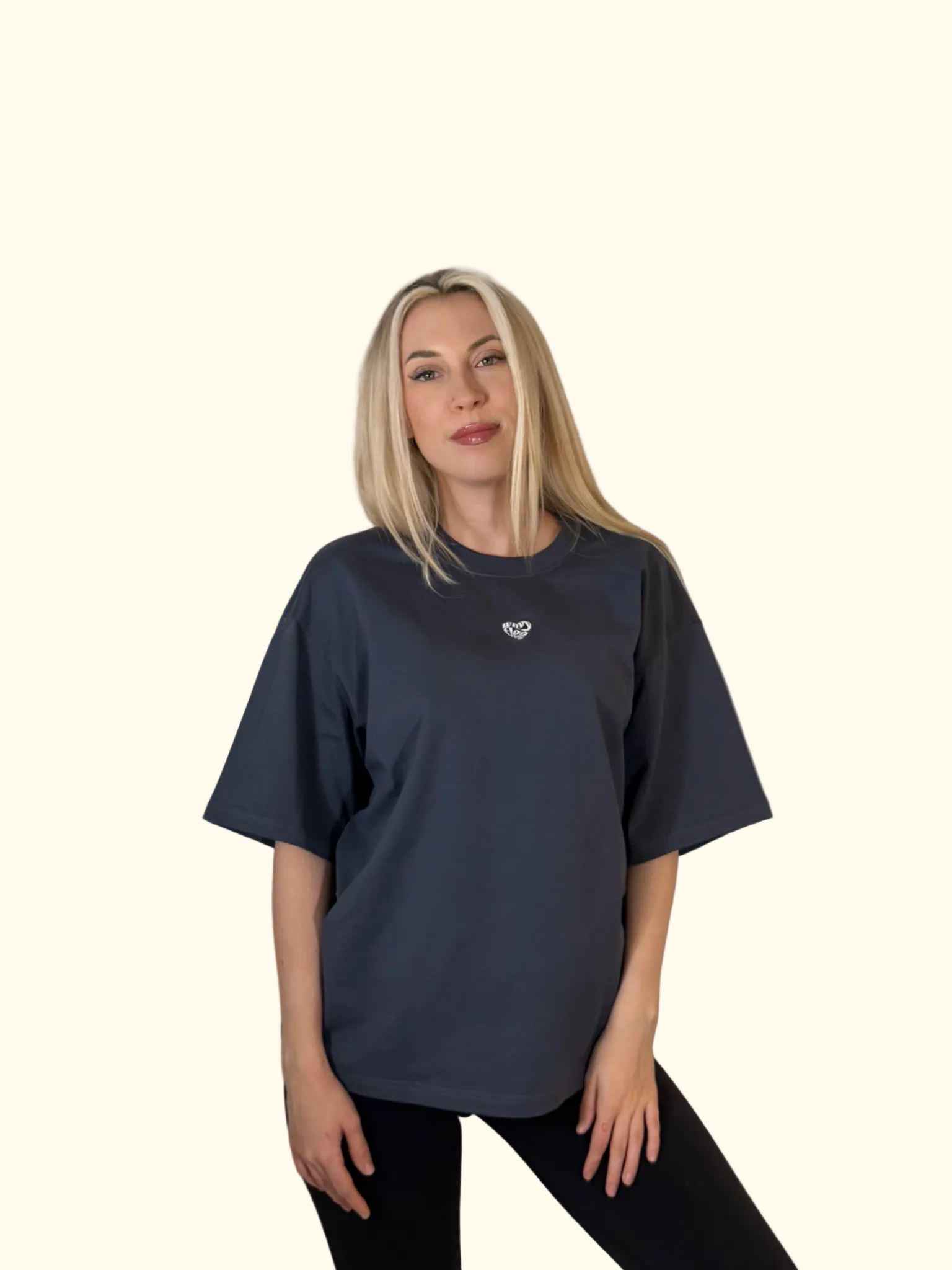 ENDLESS LOVE OVERSIZED T-SHIRT